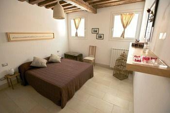 Ca' Rosa Charming Suite เวนิส ภายนอก รูปภาพ
